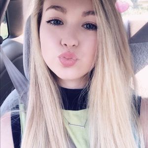 Meet your Posher, Liv